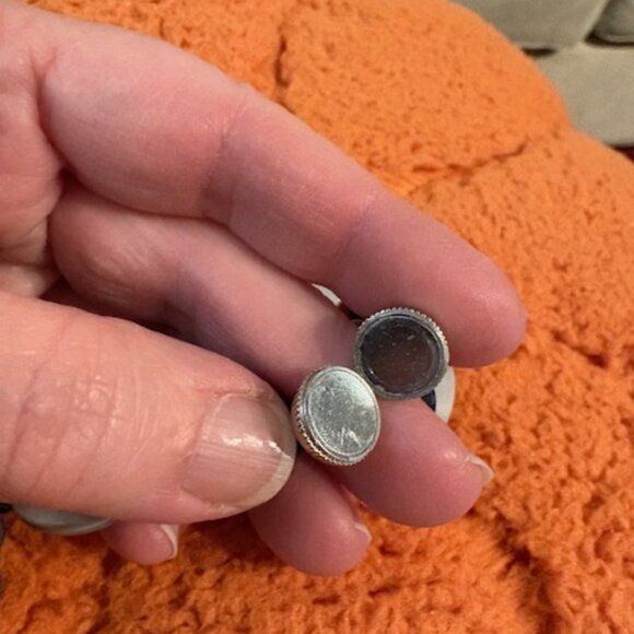 Jewels by Park Lane Mother of Pearl Abalone Geometric Necklace 20 inch Magnetic - Picture 5 of 7